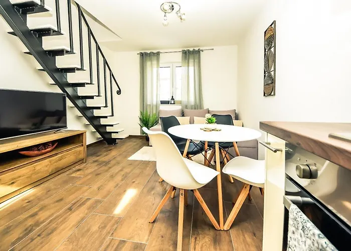 ヴィラ Tara ザダル